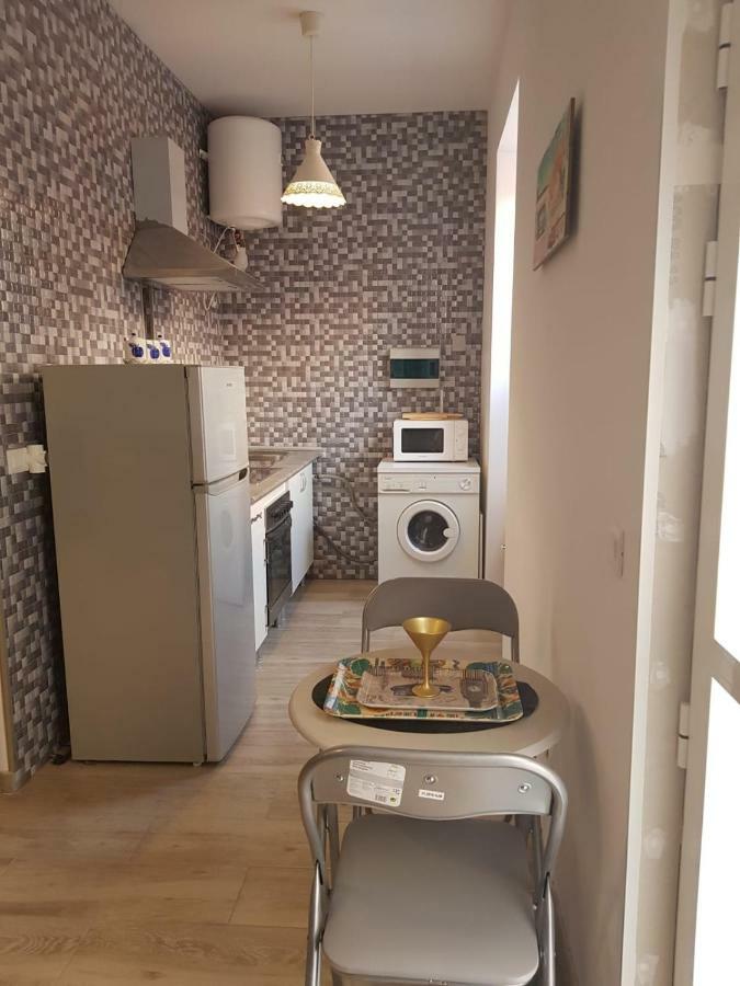 Estudio 54 Centro Аликанте Экстерьер фото